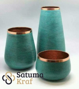 vas bunga dari logam tembaga kuningan