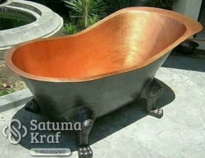 bathtub mewah dari bahan tembaga