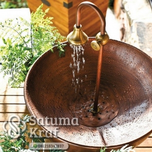 kerajinan air mancur tembaga