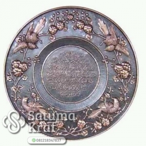 hiasan dinding dari tembaga