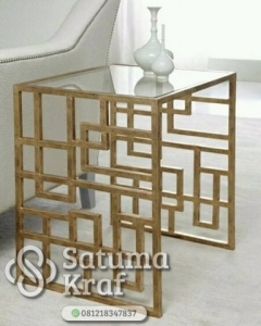 meja dari kuningan mewah