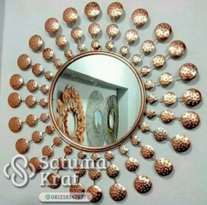 frame cermin cocok untuk loby hotel