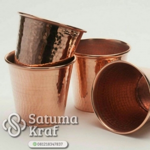 gelas dari kuningan