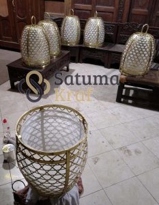 Lampu gantung sangkar bahan kuningan