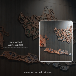 Hiasan Dinding Tembaga