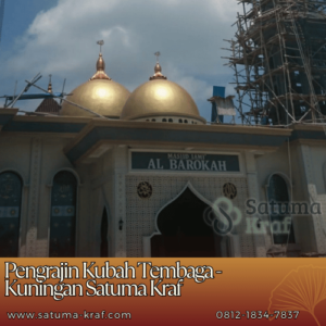 pengrajin kubah masjid kuningan (1)
