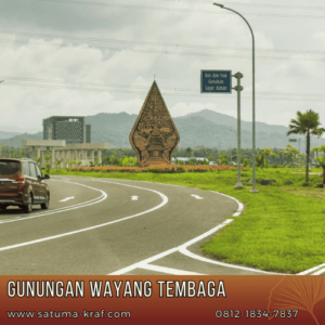 gunungan tembaga bandara