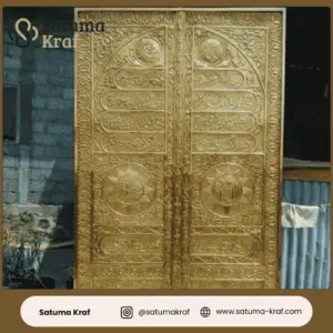 kaligrafi pintu kabah kuningan boyolali