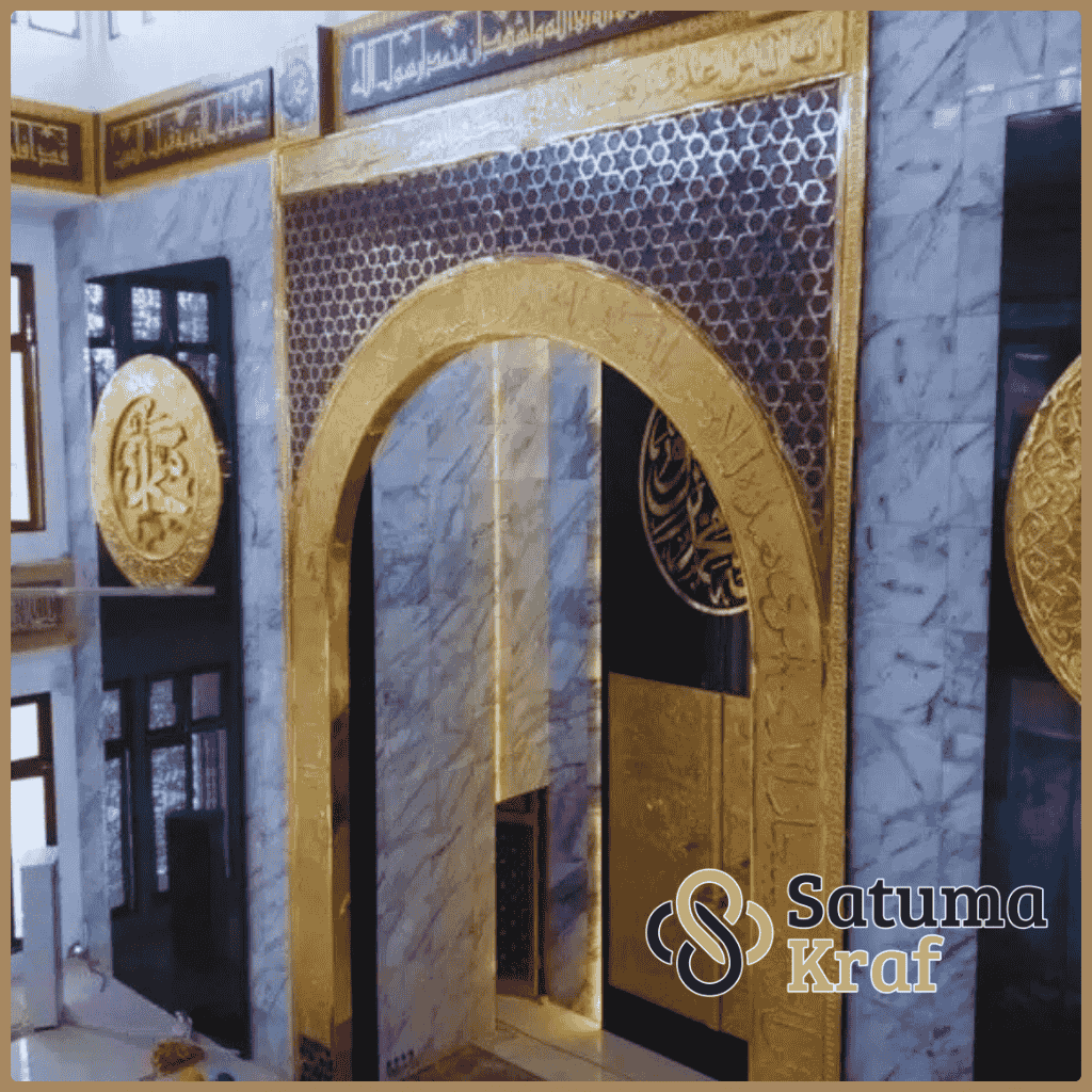 Jasa poles ornamen kuningan masjid