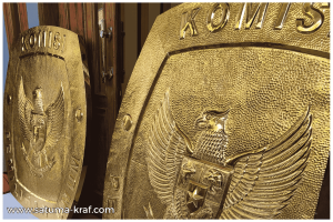 logo kupu kuningan timbul satuma kraf