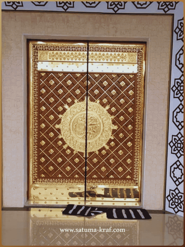 pengrajin pintu nabawi kuningan pengrajin pintu nabawi kuningan